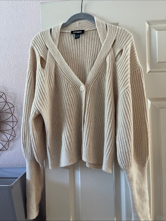 Express Sweaters - Express Women's Beige Ribbed V-Neck Button Cardigan